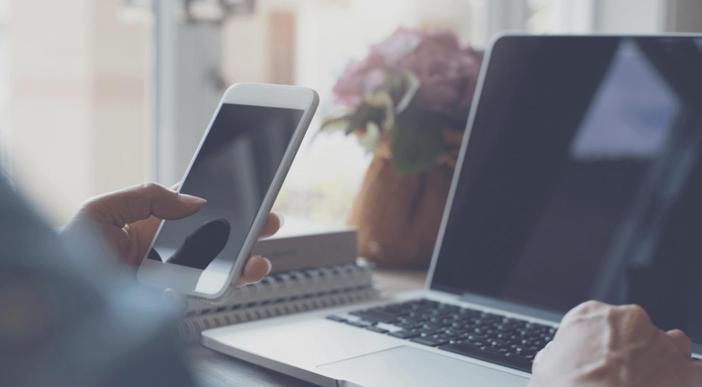 Ambiente di apprendimento SEO tecnico con strumenti professionali